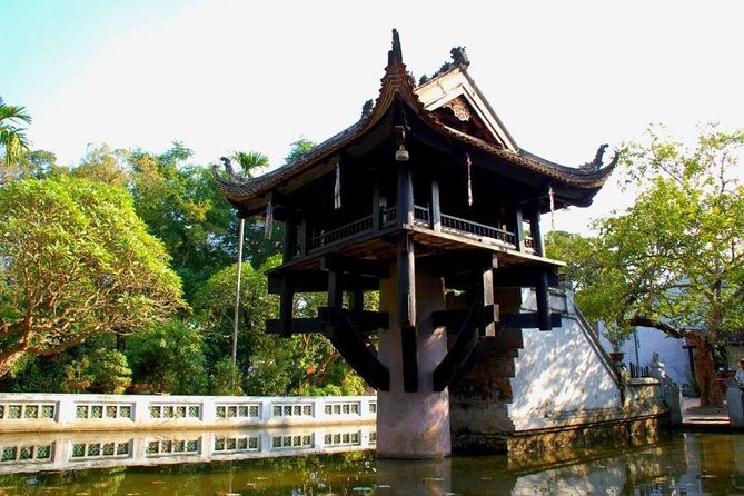 Ha Noi City tour - Group tour - Temple of Literature and Vietnam’s first university