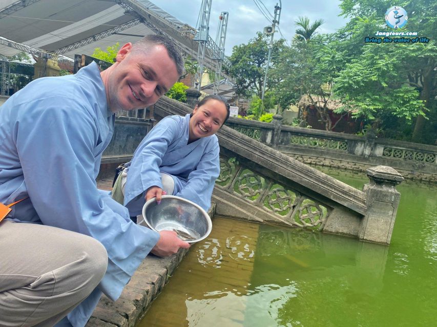 Ha Noi - Half-day Mindfulness meditation retreat - Walking meditation and mindful breathing