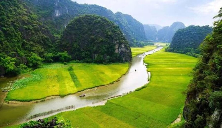 Ha Noi: HOA LU-TAM COC-MUA CAVE ,Buffet Lunch & Cycling - The climb to Mua Cave and Dragon Peak