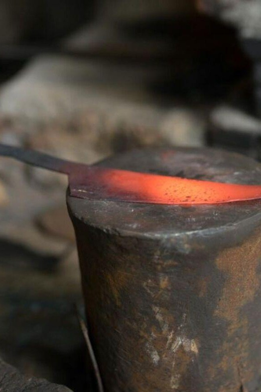 Ha Noi: Traditional Knife Making in Blacksmith Village - Da Sy village and Hanoi’s old forging trade