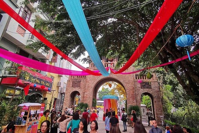 Ha Noi: Van Phuc Silk Weaving Half-day Tour - The 45-minute ride from central Hanoi