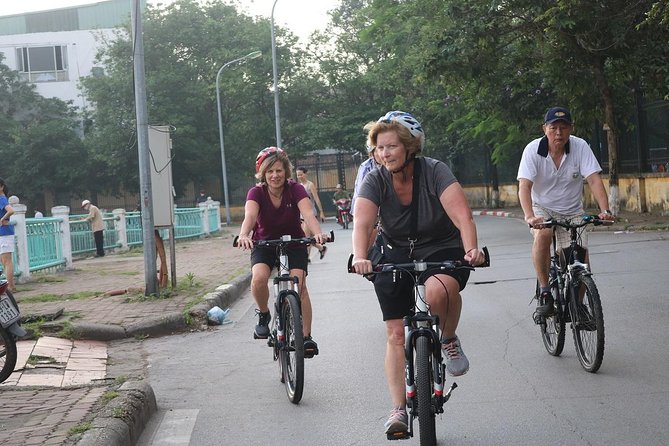 Half-Day Bicycle Tour Combine City & Countryside + Train Street - Reaching the railway corridor known as Train Street
