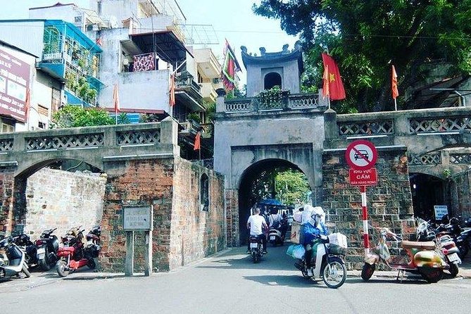 Half-day Ha Noi's Hidden Gems And Historic Sites - Timing, transport, and the level of activity