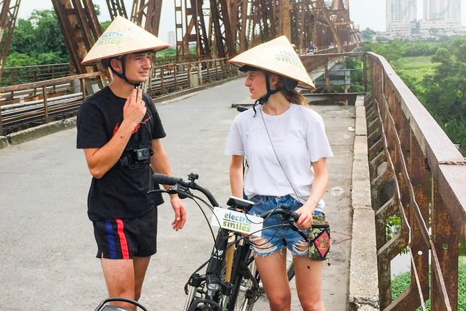 Half Day Ha Noi Tour by E-bike - Vegan buffet lunch after the ride