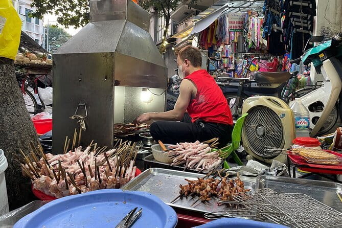 Half-Day Mindfulness Meditation Retreat in Hanoi - A grateful vegetarian lunch