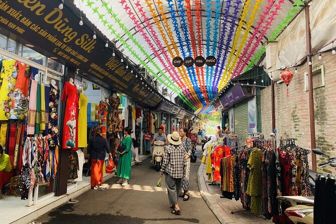 Half Day Tour Van Phuc Silk Village and Train Street Coffee - Why Van Phuc Makes a Better Silk Stop