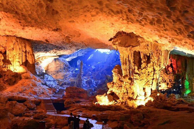 Halong 6 hours Boat tour with Cave, Kayak, lunch, transfer high-way from Hanoi - Luon Cave by kayak or bamboo boat