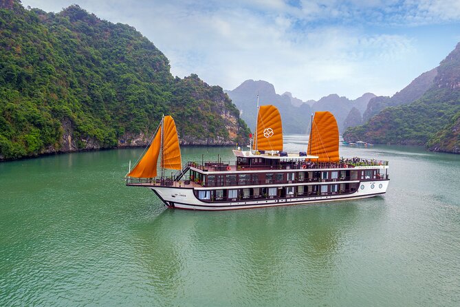 Halong Bay 3 days 2 nights on PEONY CRUISES 5 Stars LUXURY - Day 3: Cat Ba Island and Trung Trang Cave