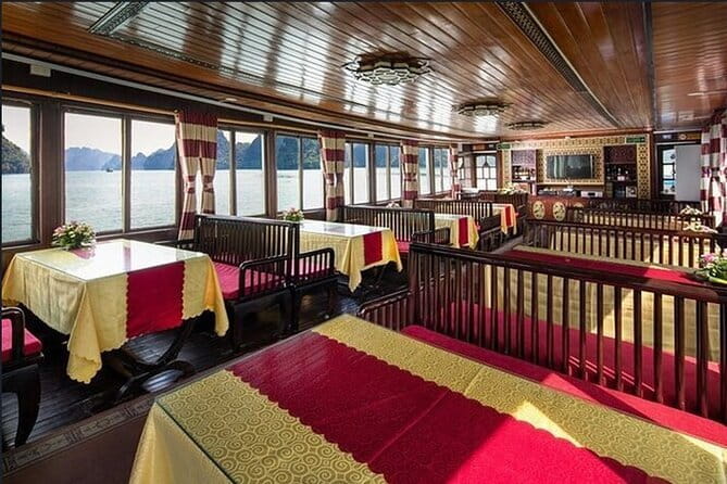 Halong bay 4 hours boat tour from Halong city with 2 caves, kayak - Meeting at Ha Long International Cruise Port
