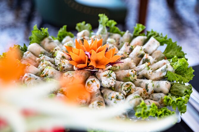 Halong bay 5star Cruise Day Trip: Buffet lunch & Limousine bus - Sung Sot Cave, the most dramatic stop
