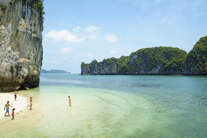 Halong Bay Cruise 2 Days - 1 Night with 5 Star Luxury - Leaving Hanoi for the Limestone Islands
