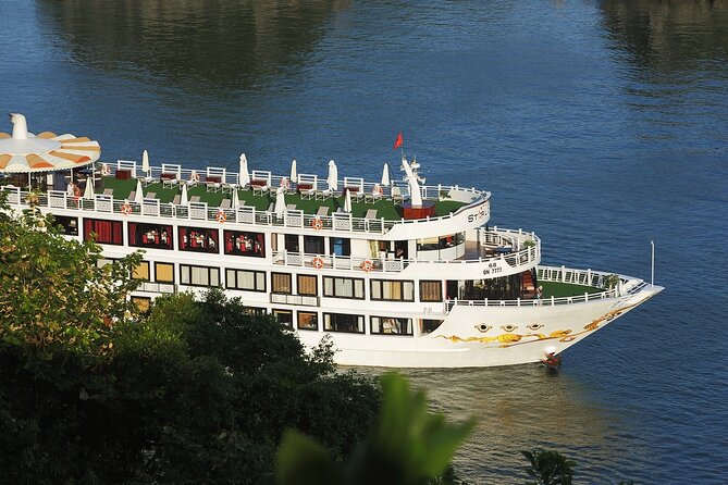 Halong Bay Cruise 3D2N - Kayaking Explorer & Round-trip transfer from Hanoi - Sung Sot Cave and the trip back to Hanoi
