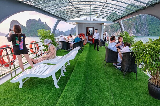 Halong Bay Cruise Luxury Full Day Tours - Guides Hung Kevin and Cody