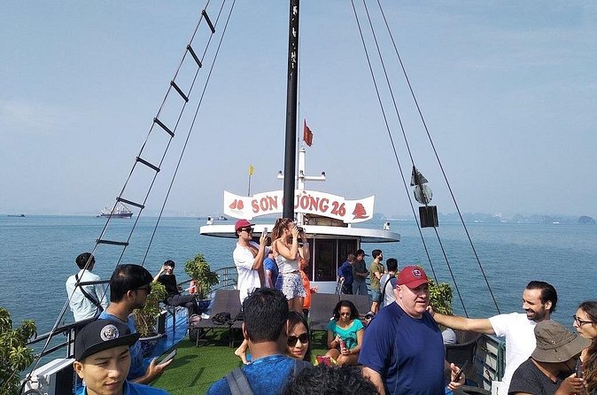Halong Bay Cruise Tour from Hanoi with Kayak Adventure - Who will enjoy this Halong Bay day trip