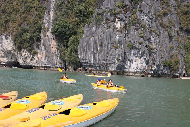 Halong Bay Day Tour Islands, Cave, Kayak. Lunch. All inclusive - A long Hanoi day with a big payoff