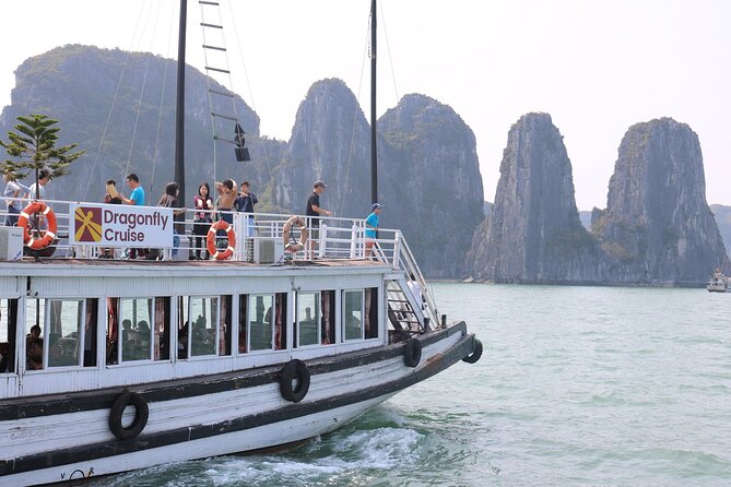 Halong Bay Day Tour Islands, Cave, Kayak. Lunch. All inclusive - Ba Hang offers the day’s most active hour