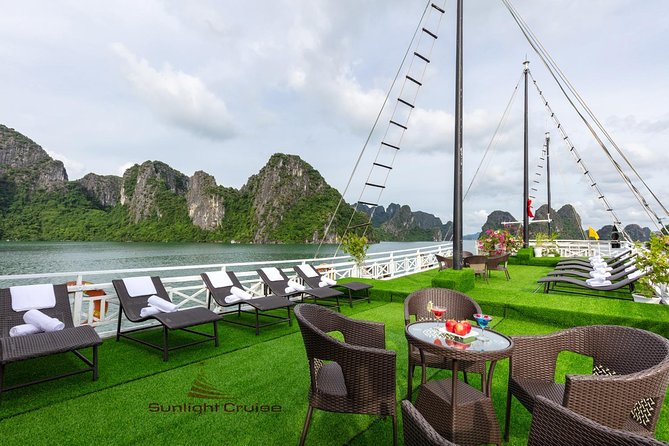 Halong bay deluxe cruise 2 days/ 1 night: kayaking, titop island, surprise cave - Titop Island for swimming and wide views