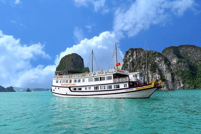 Halong bay Deluxe Cruise 2D/1N: Kayaking, swimming, Titop island & surprise cave - What $170 buys you on Halong Bay
