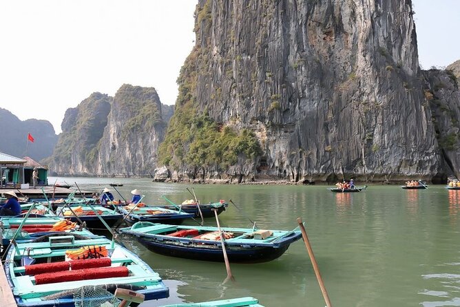 Halong Bay Full-day Cruise with Kayaking from Hanoi - How the day feels in practice