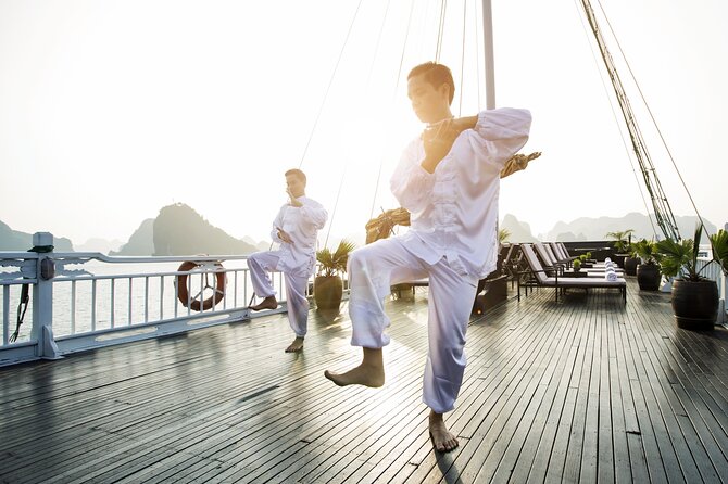 Halong Bay - Hera Luxury Day Cruise 7.5 Hours - Dark and Bright Caves by kayak or bamboo boat