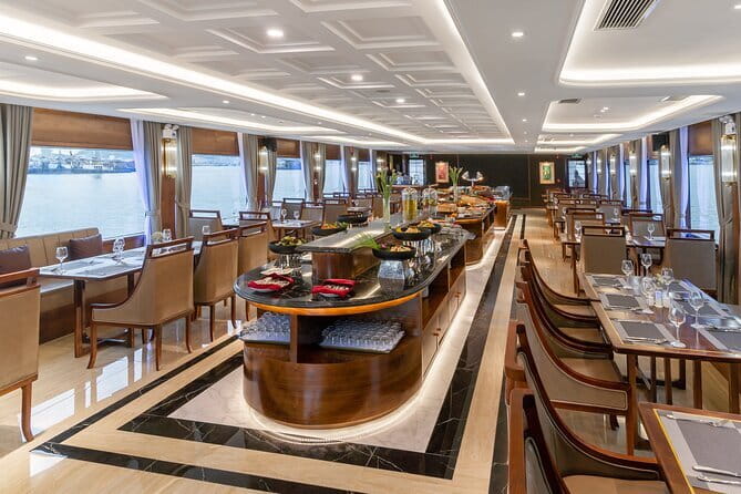 HALONG BAY LUXURY IRIS CRUISE DAY TRIP-BEST SELLER: Kayak, Music - Luon Cave by kayak or sampan