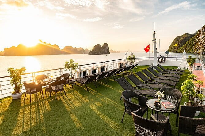 Halong Bay Shore Excursion 6 Hour Private Cruise from Cruise Port - Sung Sot Cave, Halong Bay’s big showpiece
