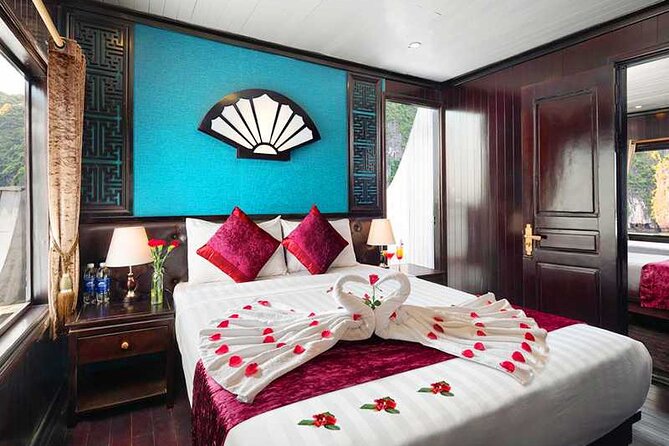 Halong Bay Tours 2 Days 1 Night on 5 Star Cruise (BEST CHOICE) - Kayaking through Hang Luon Cave lagoon