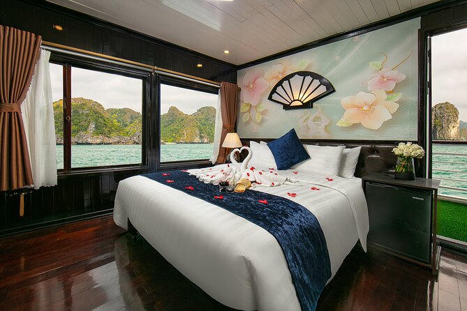 Halong Fantasea Cruise - 2 Days 1 Night - Boarding the Fantasea boat at noon