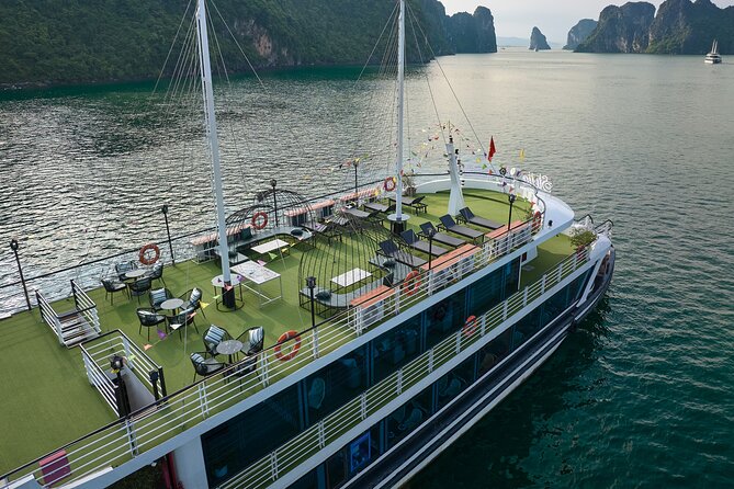 Halong Heritage Luxury Day Cruise-Buffet lunch&Limousine transfer - Why this Halong Bay day works for first-time visitors