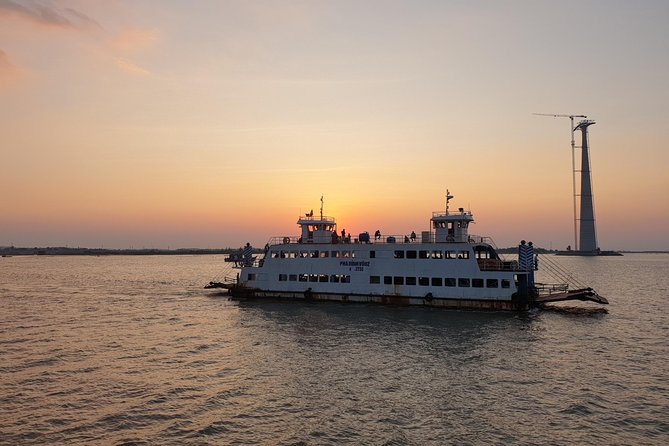 HaLong - LanHa Bay With La Pandora Boutique Cruises 2Days/1Night - Meals, drinks, and what the price really covers