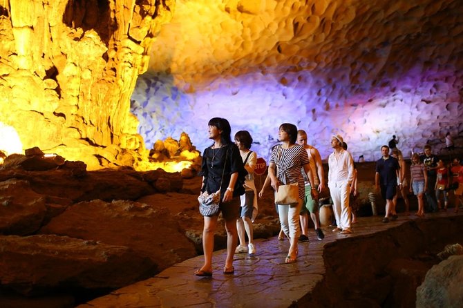 Halong Luxury Cruise Full Day Tour from Hanoi: All Inclusive - The Hanoi pickup and the long road to Tuan Chau