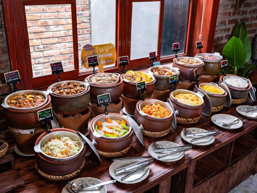 Hanoi: 2-Day Ha Long Bay Cruise, Tam Coc, Mua Caves, Hoa Lu - Sung Sot Cave and Ti Top Island keep the cruise active