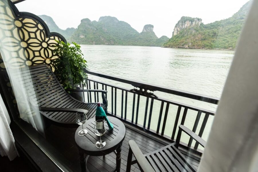 Hanoi: 2-Day Halong & Lan Ha Bay 5-Star Cruise with Balcony - Afternoon choices: caves or a beach among the islets