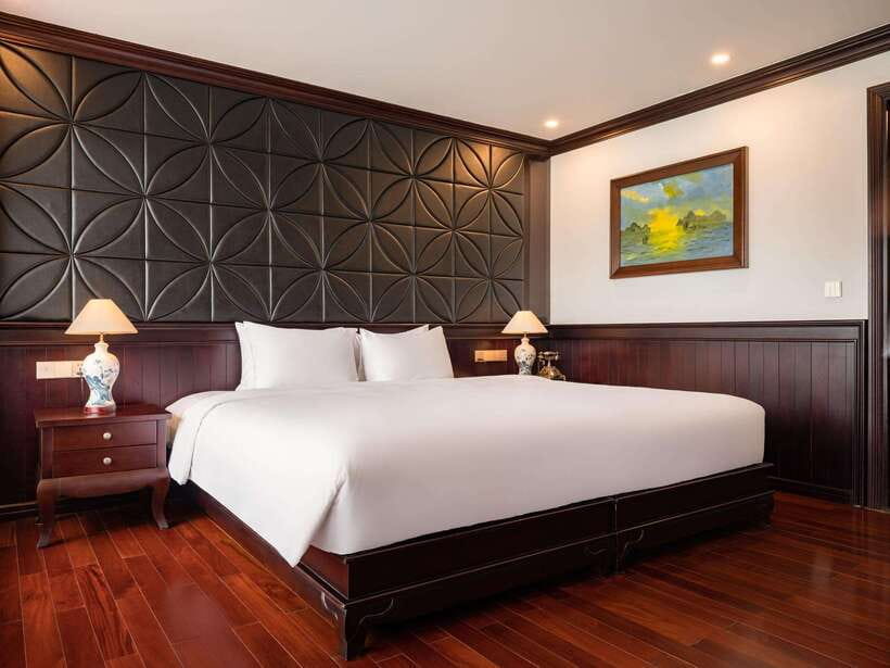 Hanoi: 2-Day Halong & Lan Ha Bay 5 Stars Cruise with Balcony - Boarding at Tuan Chau and settling into your cabin