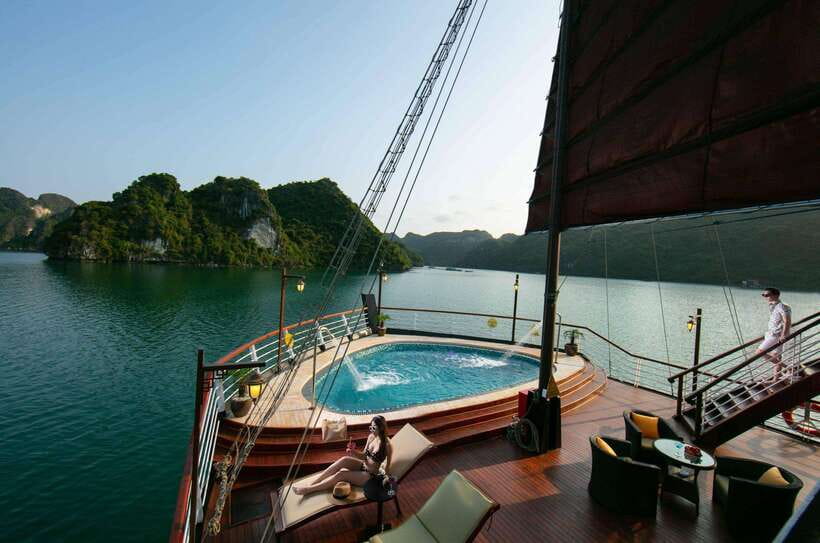 Hanoi: 2D1N Ha Long Bay, Lan Ha Bay by Amanda Luxury Cruise - Lunch among the limestone islands