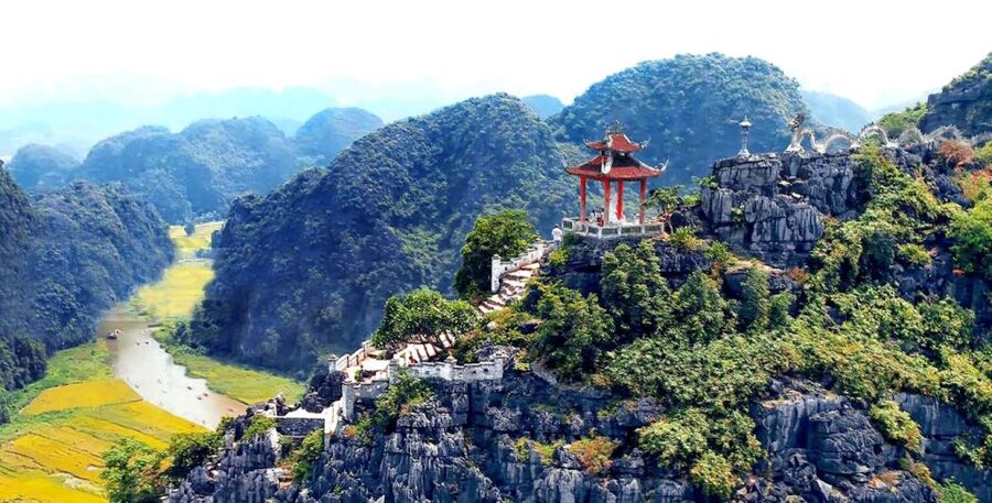 Hanoi: 3-Day Ninh Binh Highlights - Lan Ha Bay 5-Star Cruise - Boarding the 5-star cruise from Tuan Chau Marina