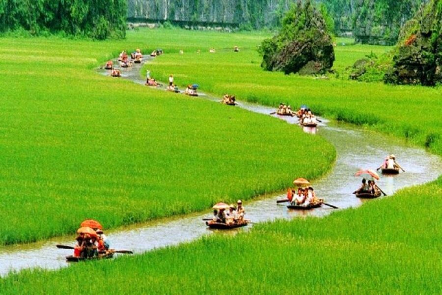 Hanoi: 3-Day Ninh Binh to Bai Tu Long Bay Tour and Cruise - Day 2: From Ninh Binh to the Bai Tu Long cruise
