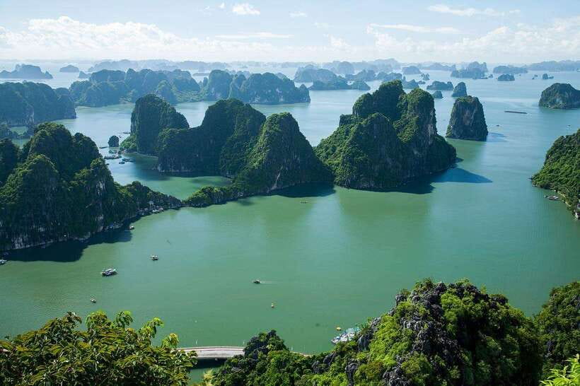 Hanoi: 5-Star Halong Bay Cruise with Lunch, Jacuzzi & Party - Key points at a glance