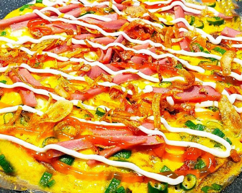 Hanoi: 7 Tastings Street Food Tour with Train Street - Why a food walk helps in Hanoi