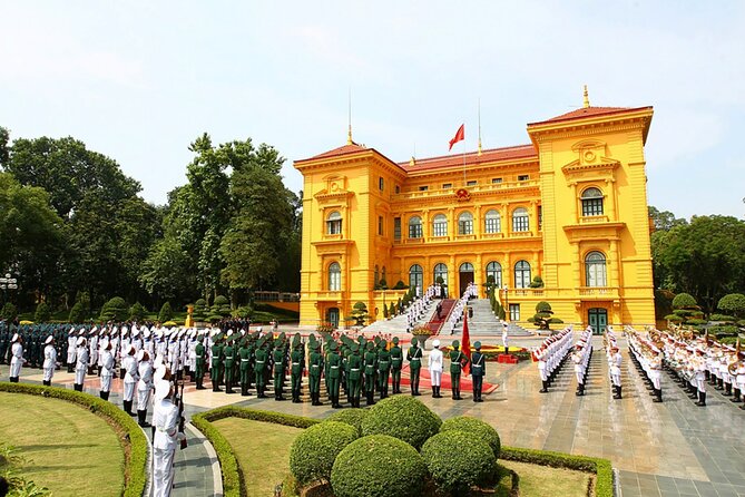 Hanoi All-In-One Tour: Highlights & Train Street & Culture & Fun - Starting at Ly Thai To Park and Hoan Kiem Lake
