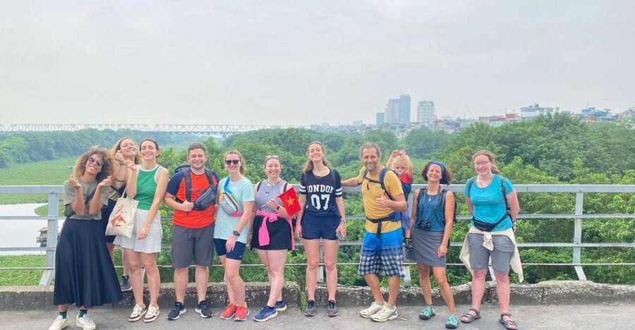 Hanoi: All-in-One Walking Tour Through a Train Street - Guides, pace, and how private groups change the day