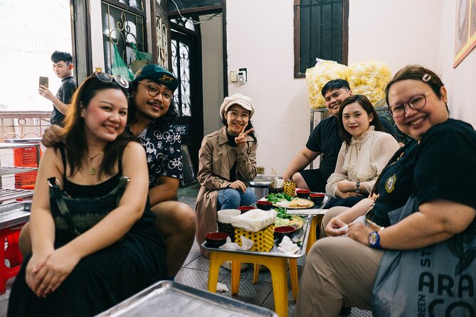 Hanoi Authentic Local Food Tasting Tour - Walking through the Old Quarter beyond the main sights