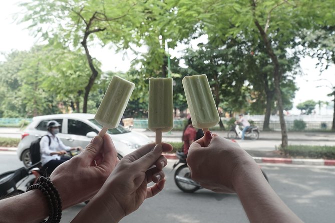 Hanoi Backstreet Bicycle Tour - Ta Hien Street and the culture of street dining