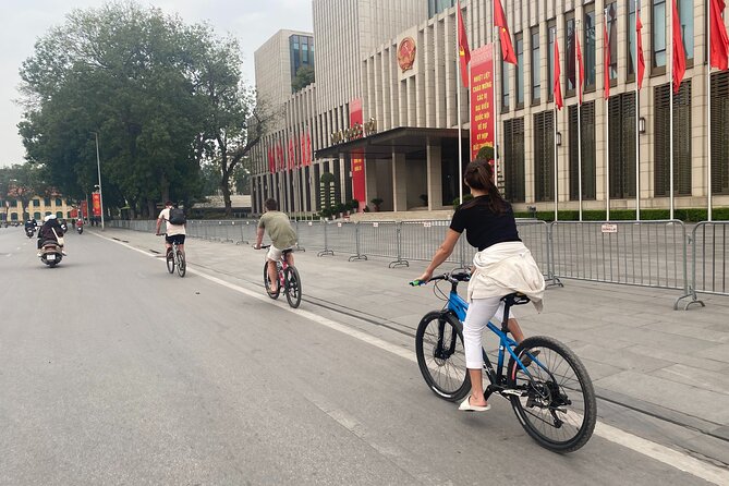 Hanoi City Bike Tour through Banana Island & Food Tasting - Is $45 a fair price?