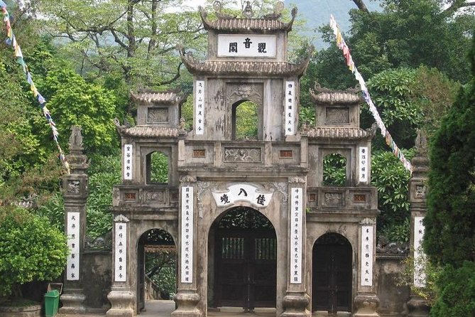 Hanoi City Half Day Private Tour included train street, meals - A five-hour Hanoi route with one major warning