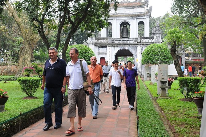 Hanoi city tour and water puppet show - Starting with Ho Chi Minh’s Hanoi