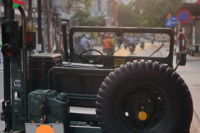 Hanoi City Tour by Private Vintage Jeep - Huu Tiep Lake and the downed B-52