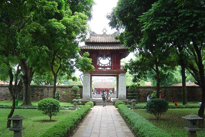 Hanoi City Tour Full Day ALL IN ONE - ALL INCLUDED - The Ho Chi Minh complex and the practical limits of the schedule