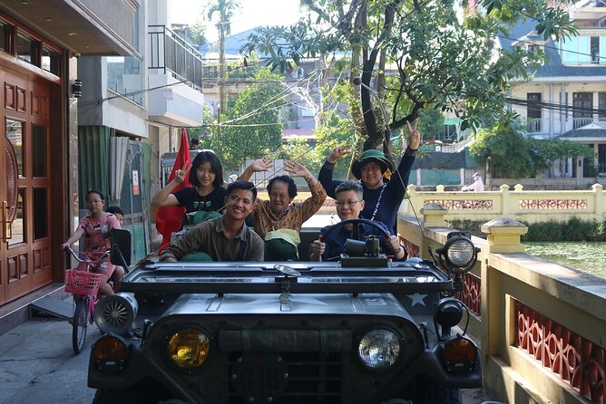 Hanoi City Tour Highlight, Train Street Combine visit Countryside - Van Nien Pagoda and the northern edge of West Lake