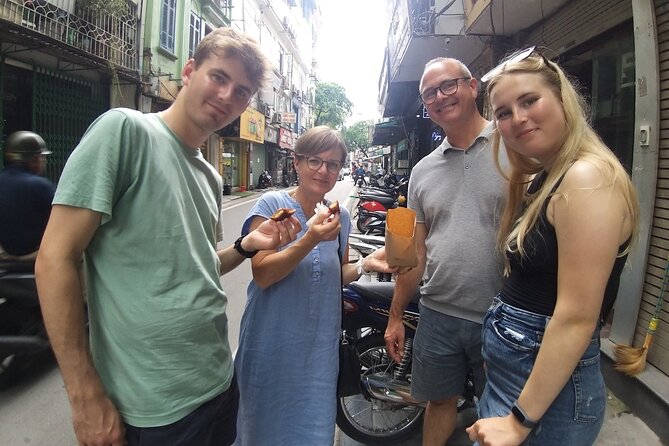 Hanoi City Tour: Private Half-Day to Hidden Corners &Train Street - French Quarter, Hoan Kiem Lake, and St. Joseph’s Cathedral